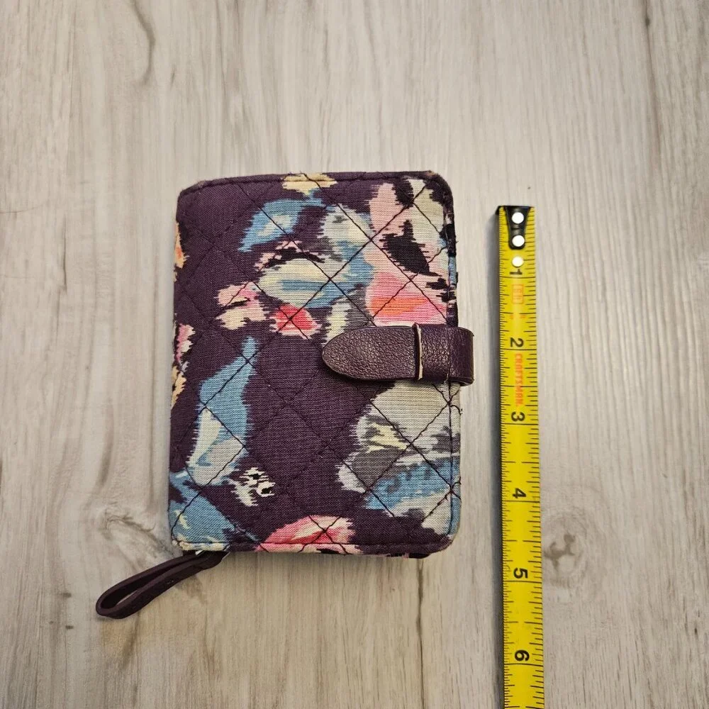 Vera Bradley Indiana Rose RFID Small Wallet - Retired - Picture 8 of 8